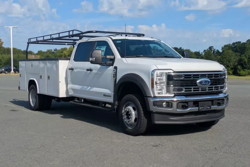 2025 Ford F-450 XL photo 1