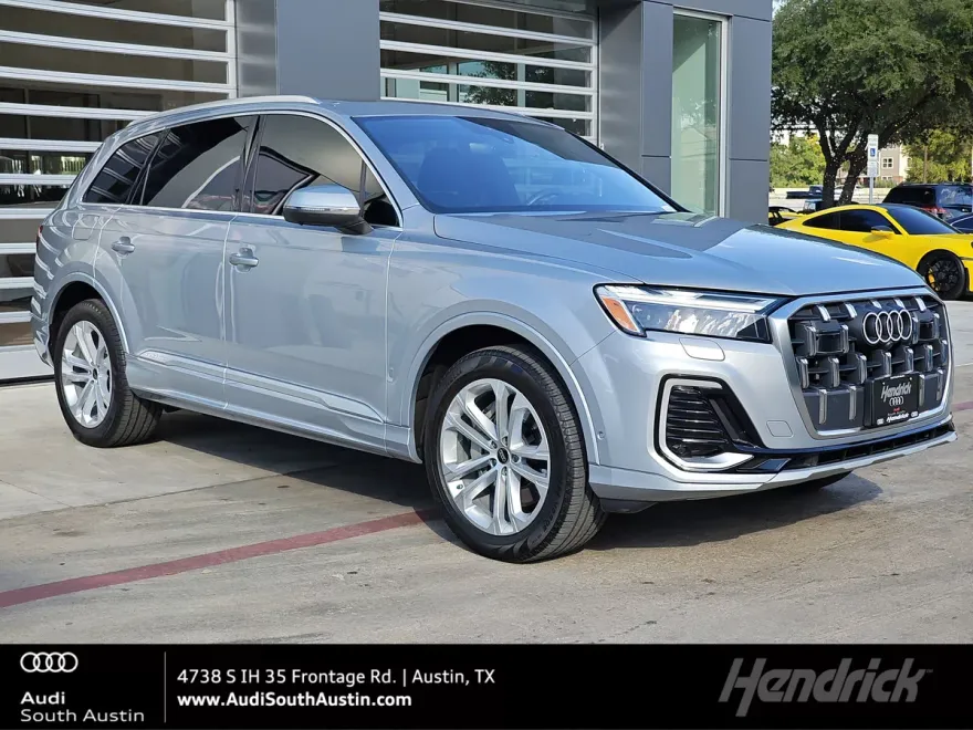 2025 Audi Q7 45 Premium photo 1