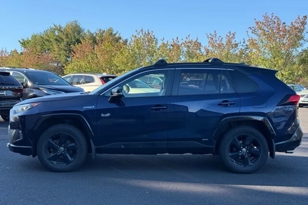 2020 Toyota RAV4 Hybrid XSE photo 1