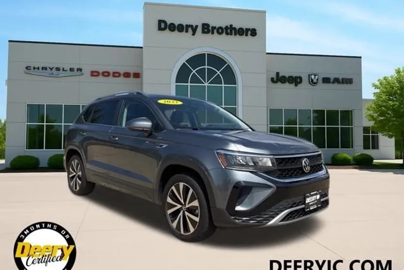 2022 Volkswagen Taos SE photo 1