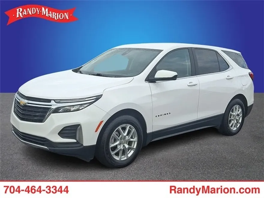 2022 Chevrolet Equinox LT photo 1