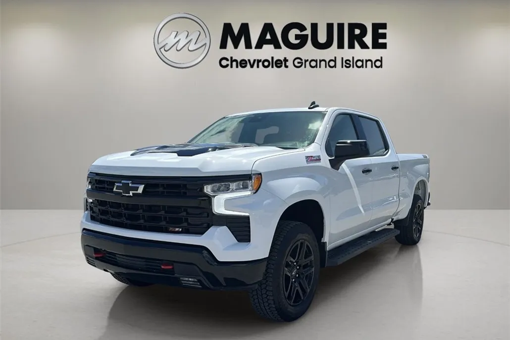 2024 Chevrolet Silverado 1500 LT Trail Boss photo 1
