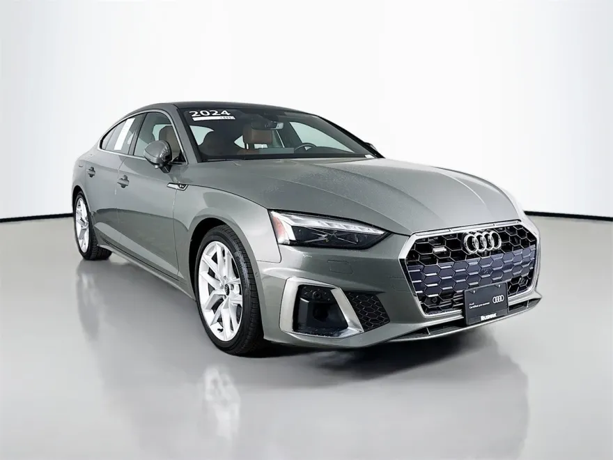 2024 Audi A5 45 S line Prestige Quattro photo 1