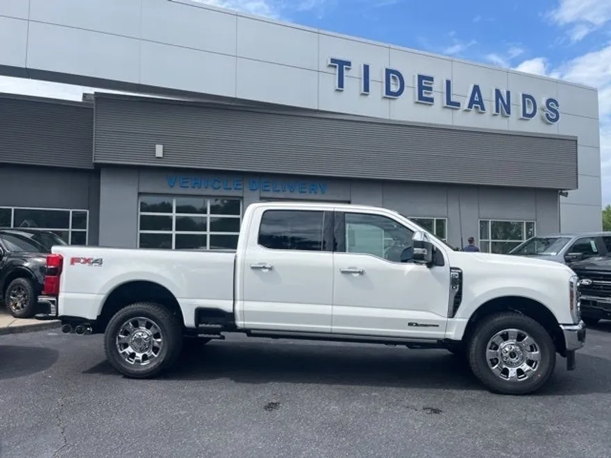 2025 Ford F-250 King Ranch photo 1
