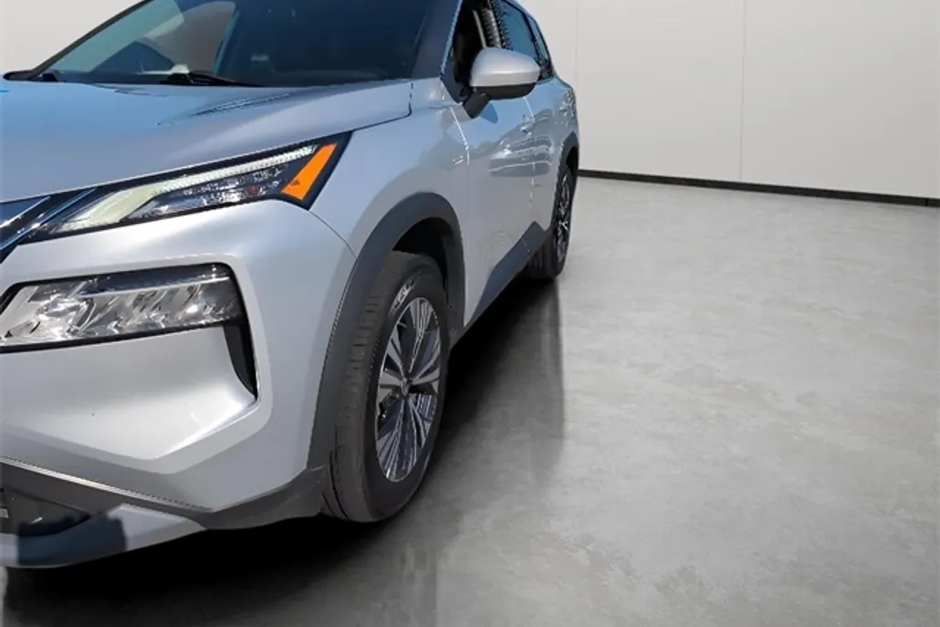 2023 Nissan Rogue SV photo 1