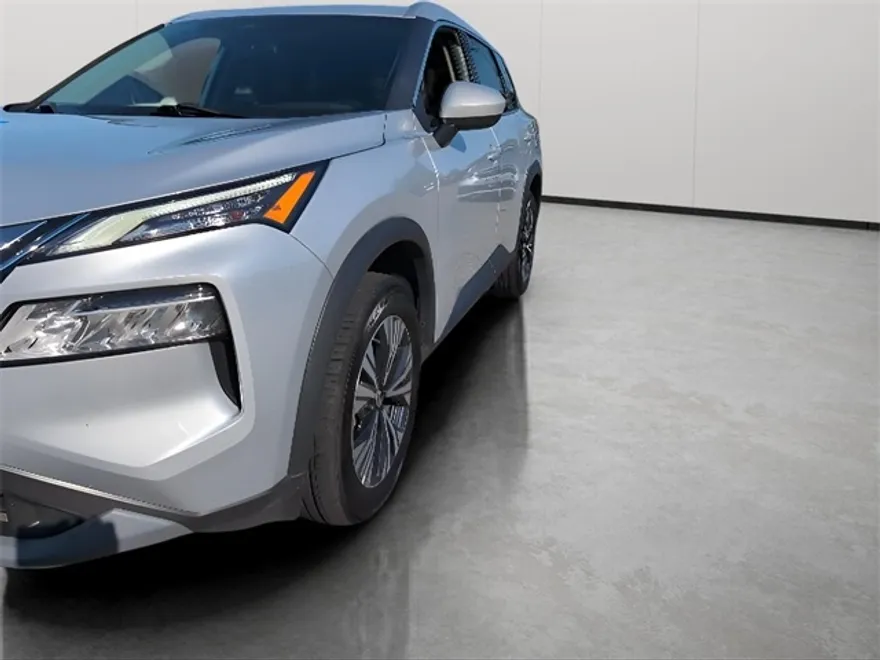 2023 Nissan Rogue SV photo 1