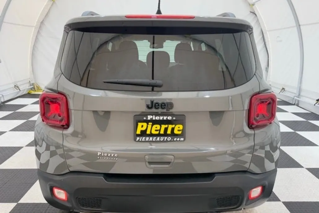 2019 Jeep Renegade Latitude photo 1