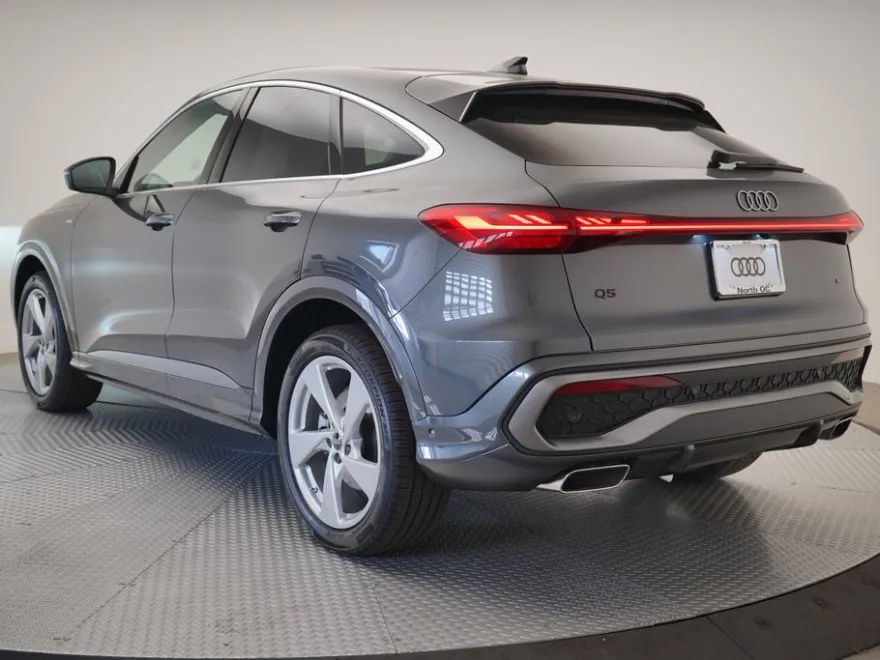 2025 Audi Q5 2.0T Prestige photo 1