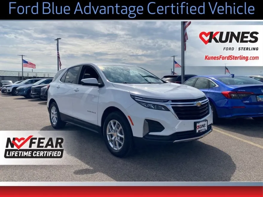 2024 Chevrolet Equinox LT photo 1