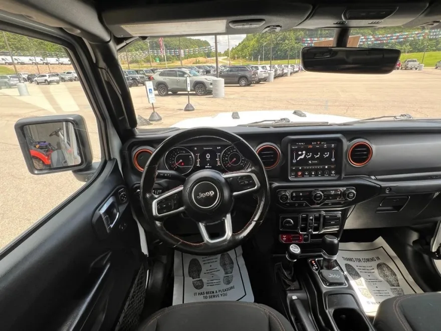 2021 Jeep Gladiator Mojave photo 1