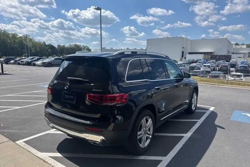 2021 Mercedes Benz GLB 4MATIC photo 1