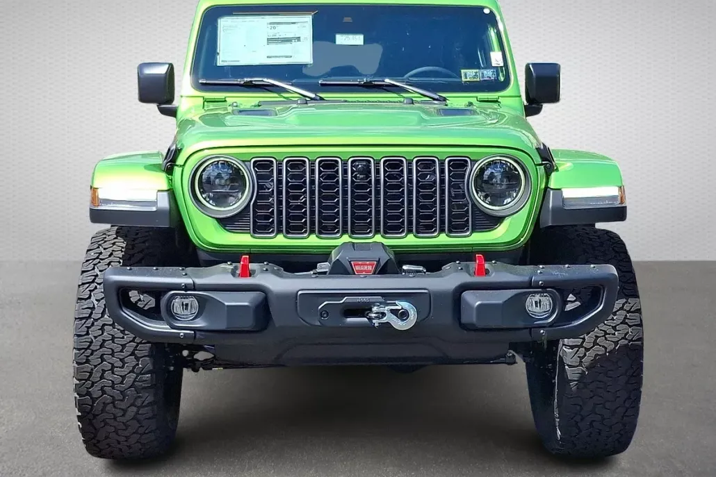 2025 Jeep Wrangler Recon Rubicon X photo 1