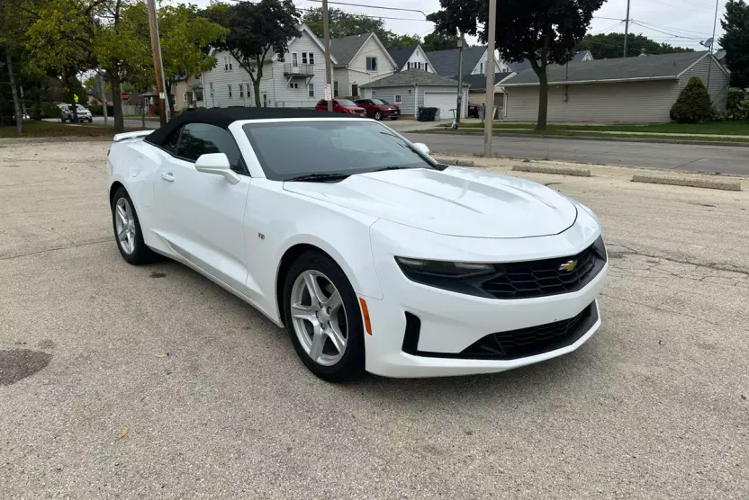 2020 Chevrolet Camaro 1LS 1LT photo 1