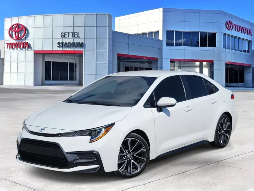 2022 Toyota Corolla SE photo 1