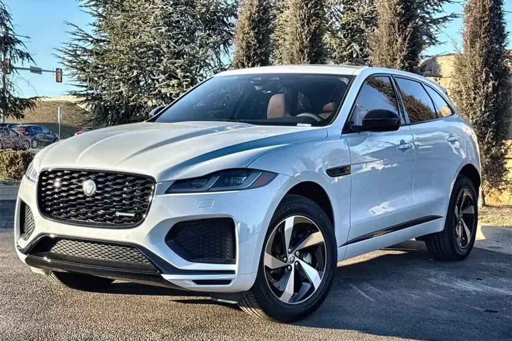 2025 Jaguar F-PACE P250 R-Sport photo 1