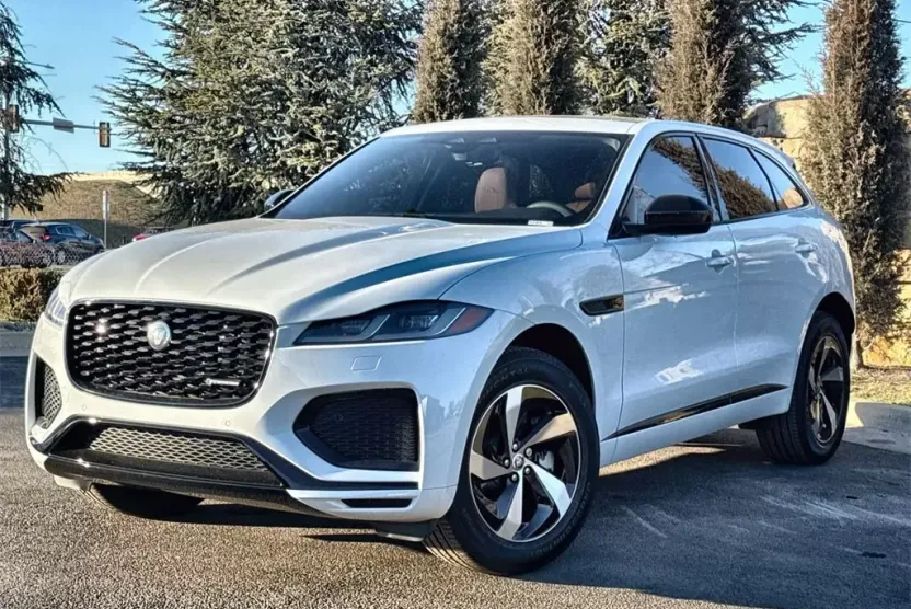 2025 Jaguar F-PACE P250 R-Sport photo 1