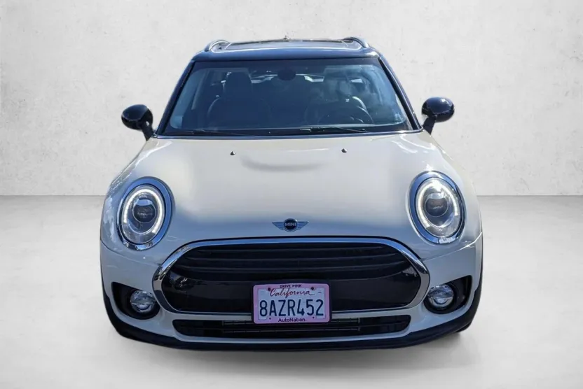 2017 Mini Clubman Base ALL4 photo 1