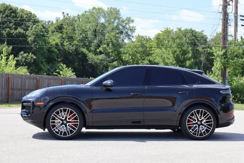 2024 Porsche Cayenne E-Hybrid Coupe Turbo photo 1