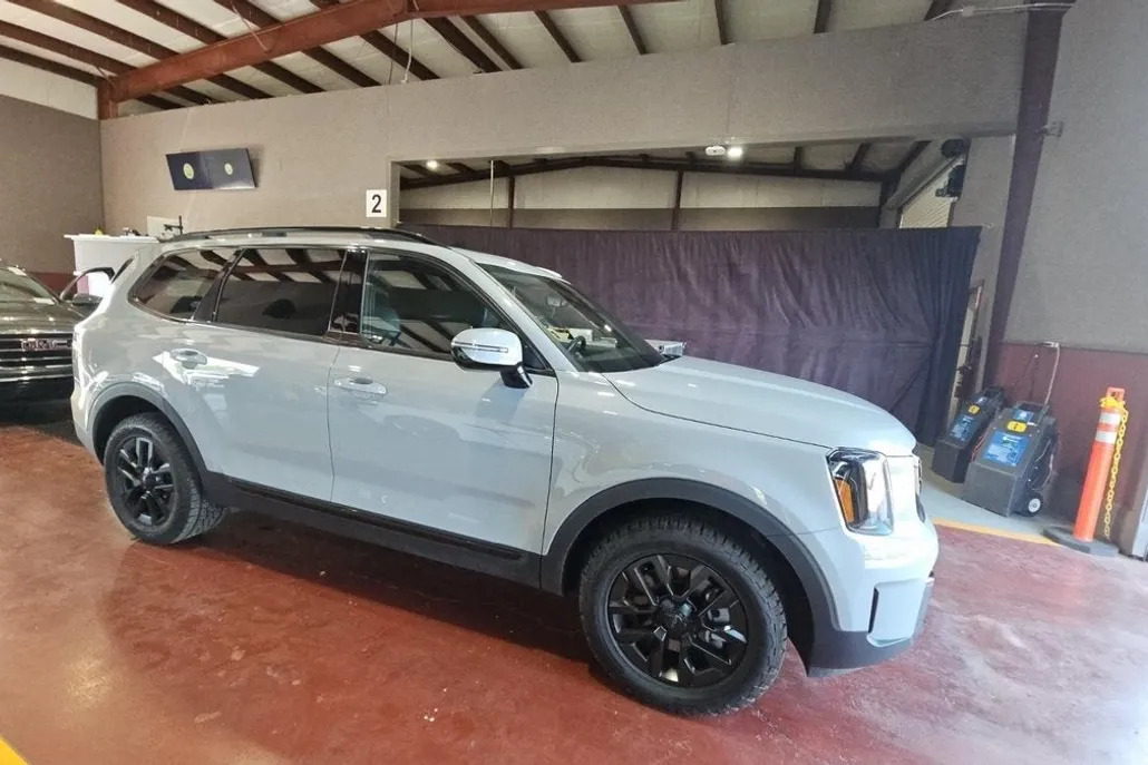 2025 Kia Telluride SX Prestige X-Pro photo 1