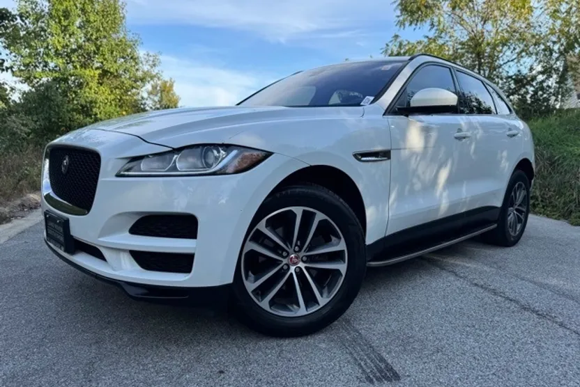 2018 Jaguar F-PACE Premium photo 1