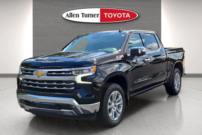 2024 Chevrolet Silverado 1500 LTZ photo 1