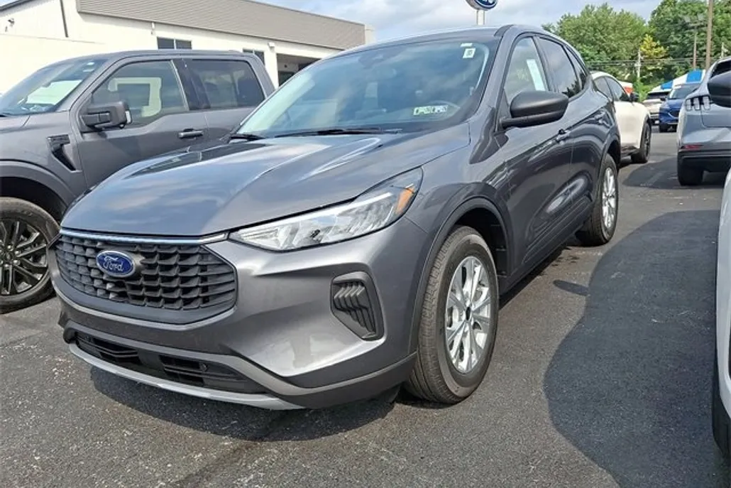 2025 Ford Escape Active photo 1