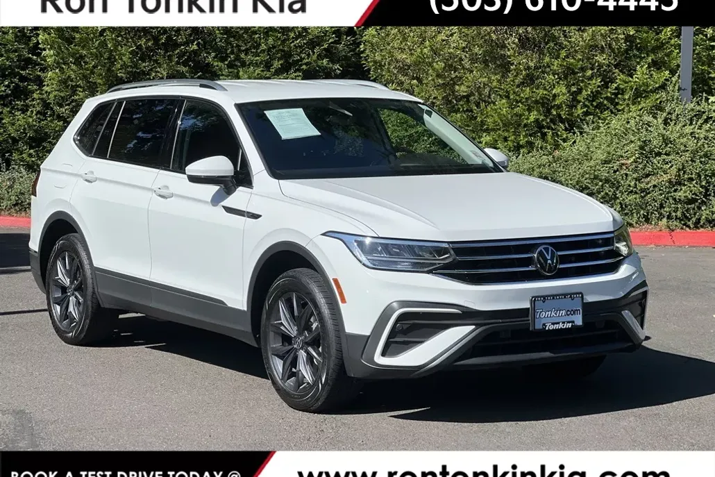 2022 Volkswagen Tiguan SE photo 1