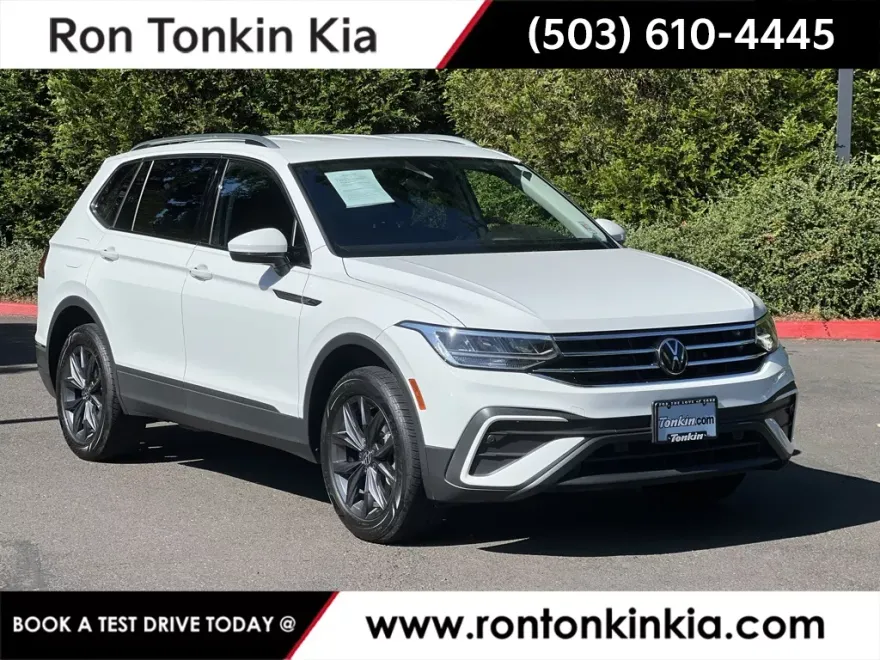2022 Volkswagen Tiguan SE photo 1