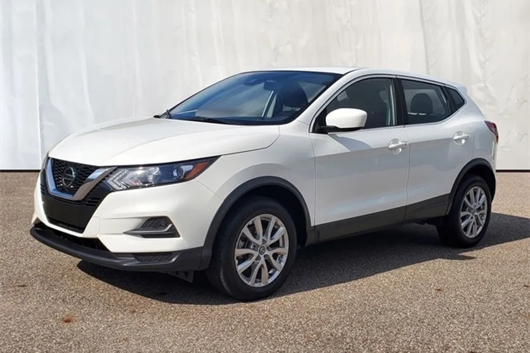 2021 Nissan Rogue Sport S photo 1