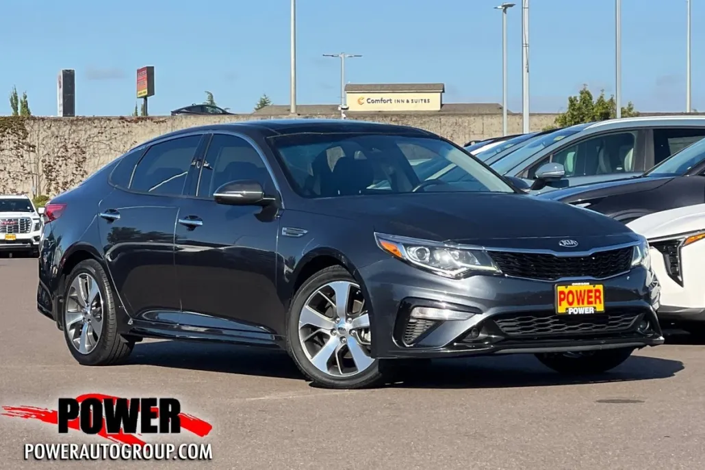 2020 Kia Optima S photo 1