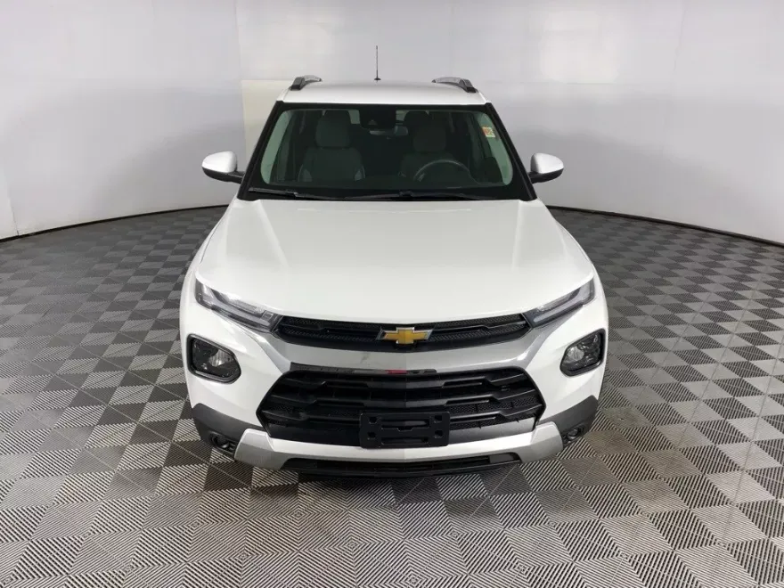 2023 Chevrolet Trailblazer LT photo 1
