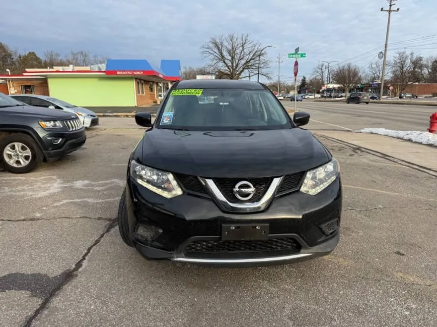 2016 Nissan Rogue S photo 1