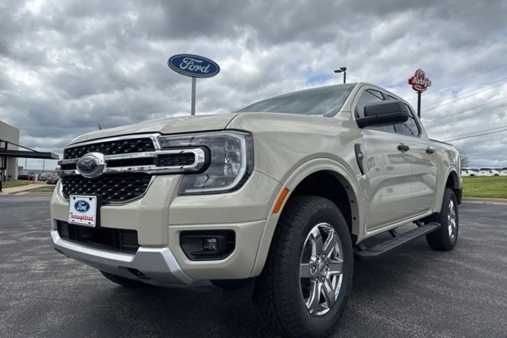 2025 Ford Ranger XLT photo 1