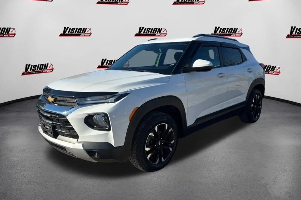 2023 Chevrolet Trailblazer LT photo 1