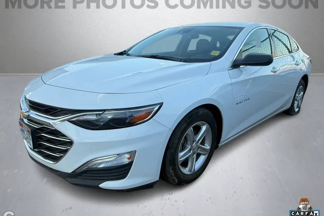 2023 Chevrolet Malibu LS photo 1