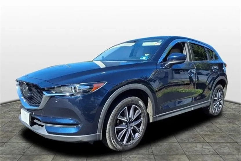 2018 Mazda CX-5 Touring photo 1