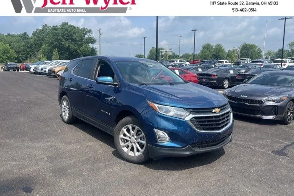 2021 Chevrolet Equinox LT photo 1