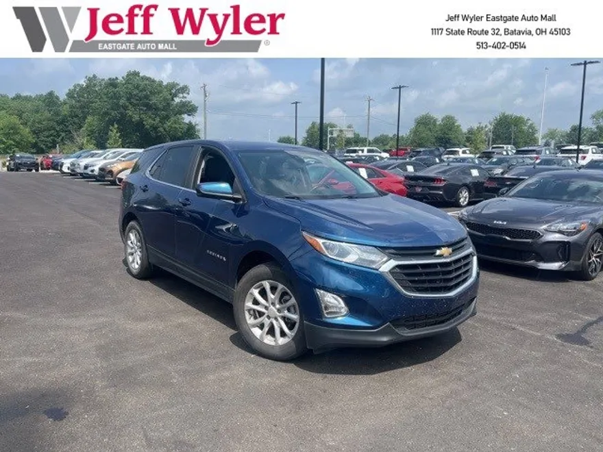 2021 Chevrolet Equinox LT photo 1