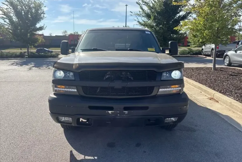 2004 Chevrolet Silverado 1500 photo 1
