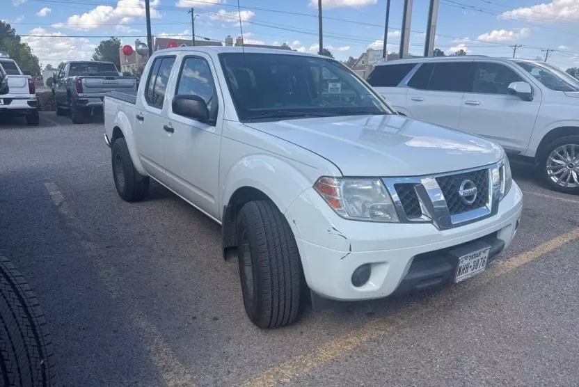 2019 Nissan Frontier SV photo 1