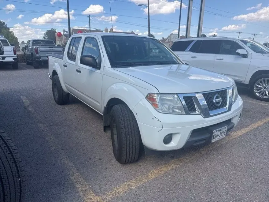 2019 Nissan Frontier SV photo 1