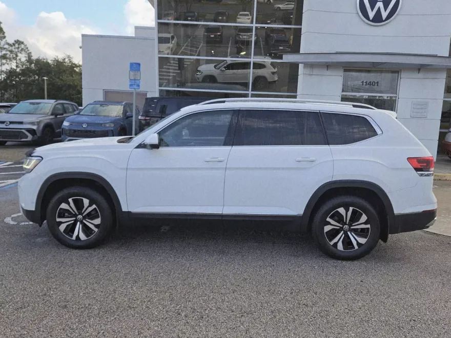 2021 Volkswagen Atlas SEL Premium photo 1