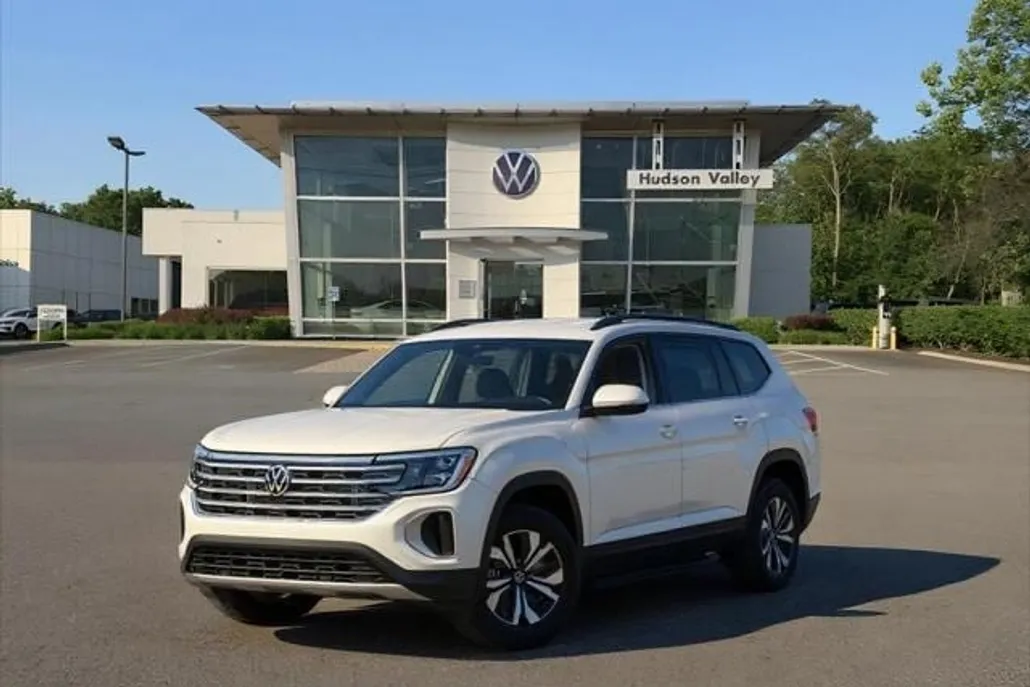 2025 Volkswagen Atlas SE Technology photo 1