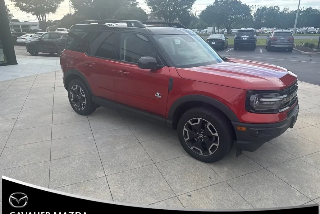 2022 Ford Bronco Sport Outer Banks photo 1