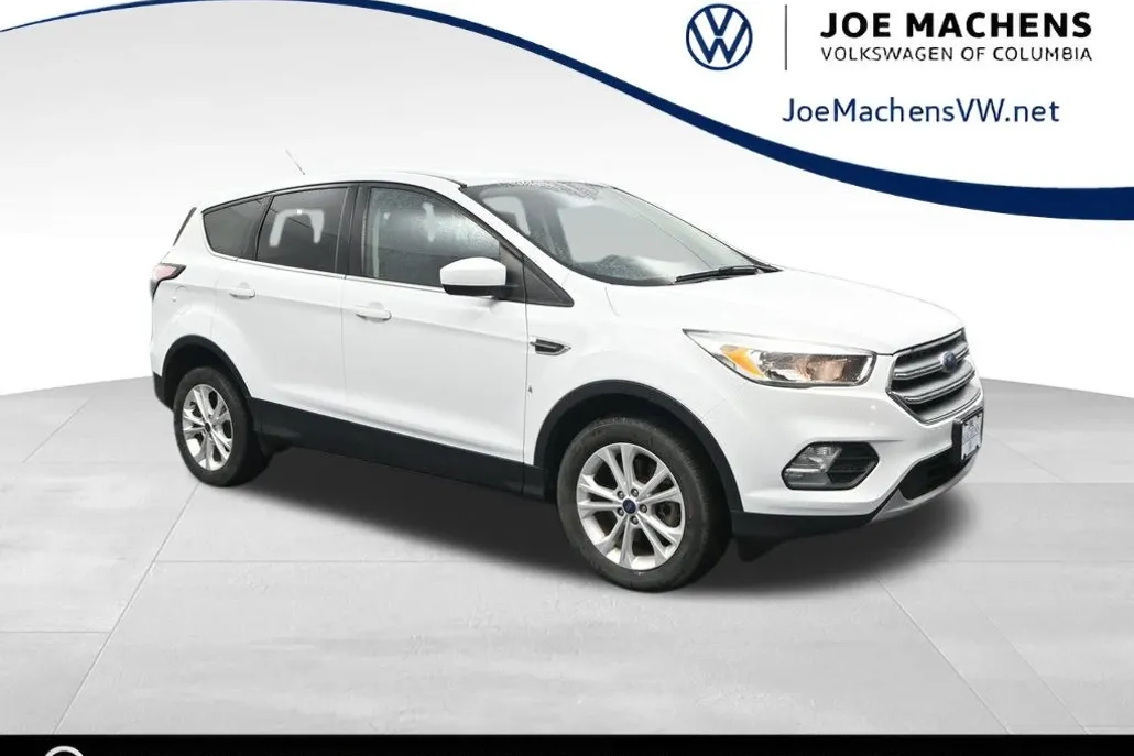 2017 Ford Escape SE photo 1