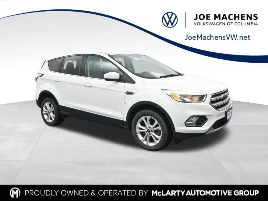 2017 Ford Escape SE photo 1