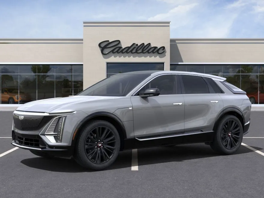 2025 Cadillac Lyriq Luxury photo 1