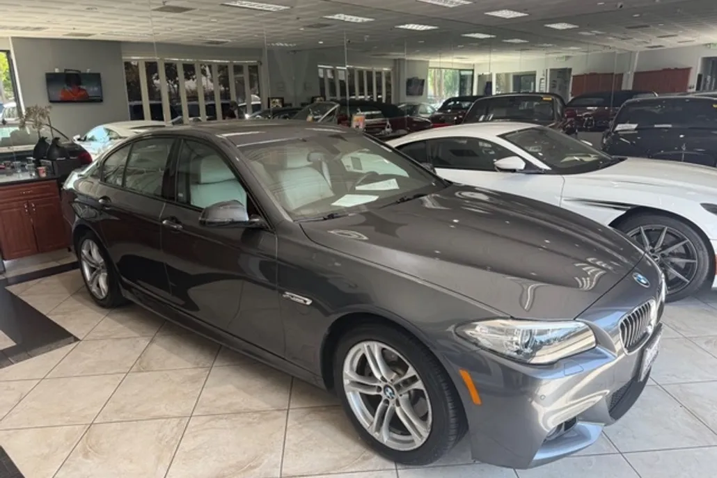 2016 Bmw 528i 5-series photo 1