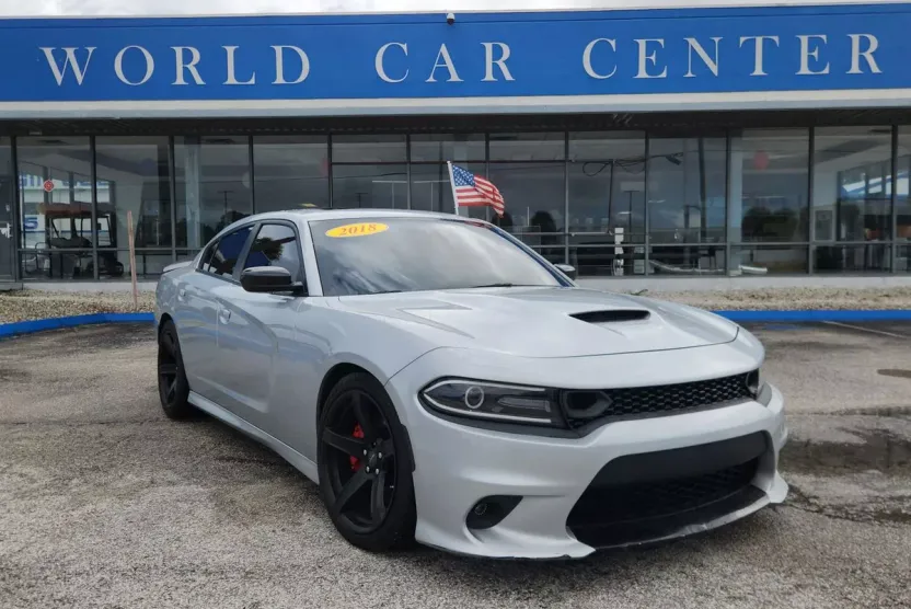 2018 Dodge Charger R/T photo 1