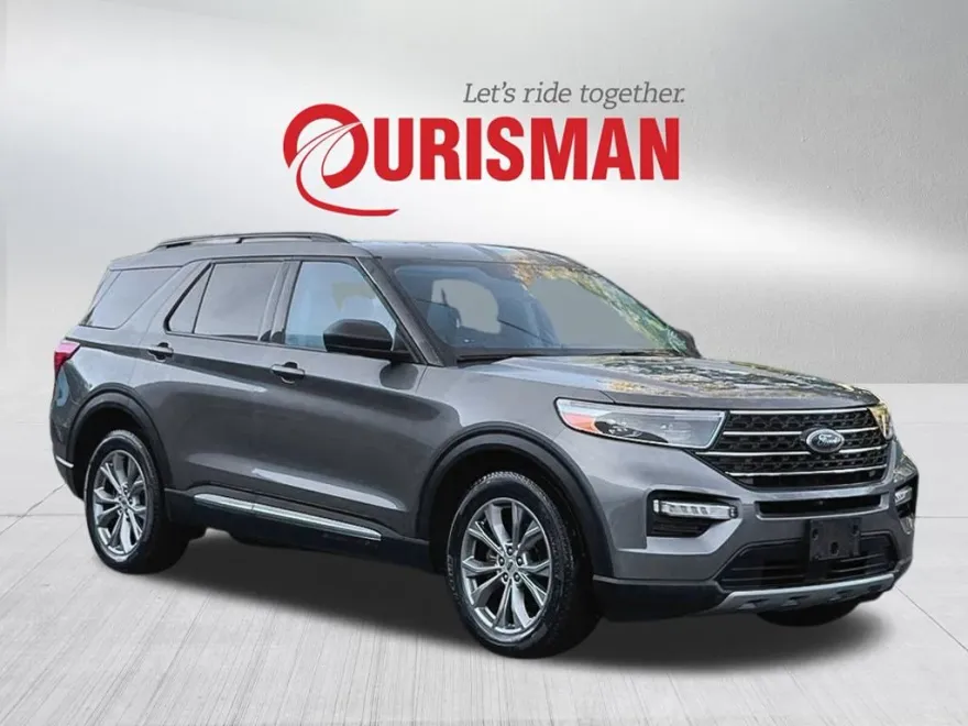 2022 Ford Explorer XLT photo 1